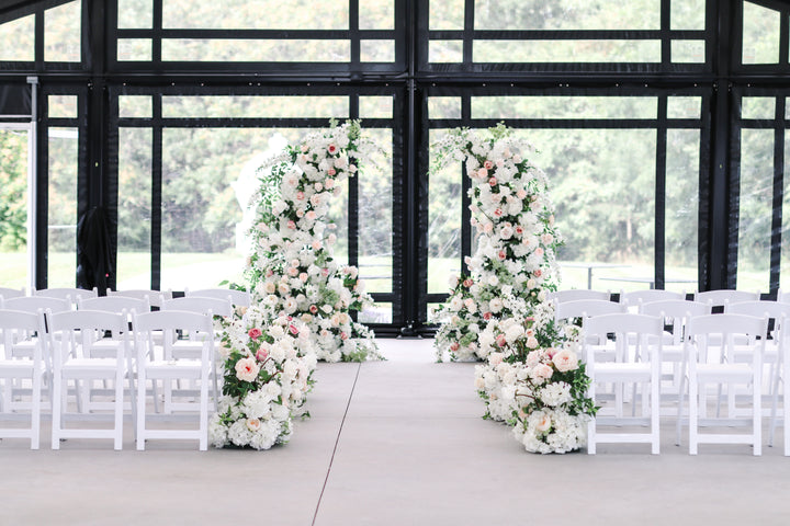 The Juliette Aisle Flowers